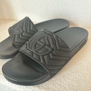 Gucci Men’s Metelasse Slide Quilted Rubber